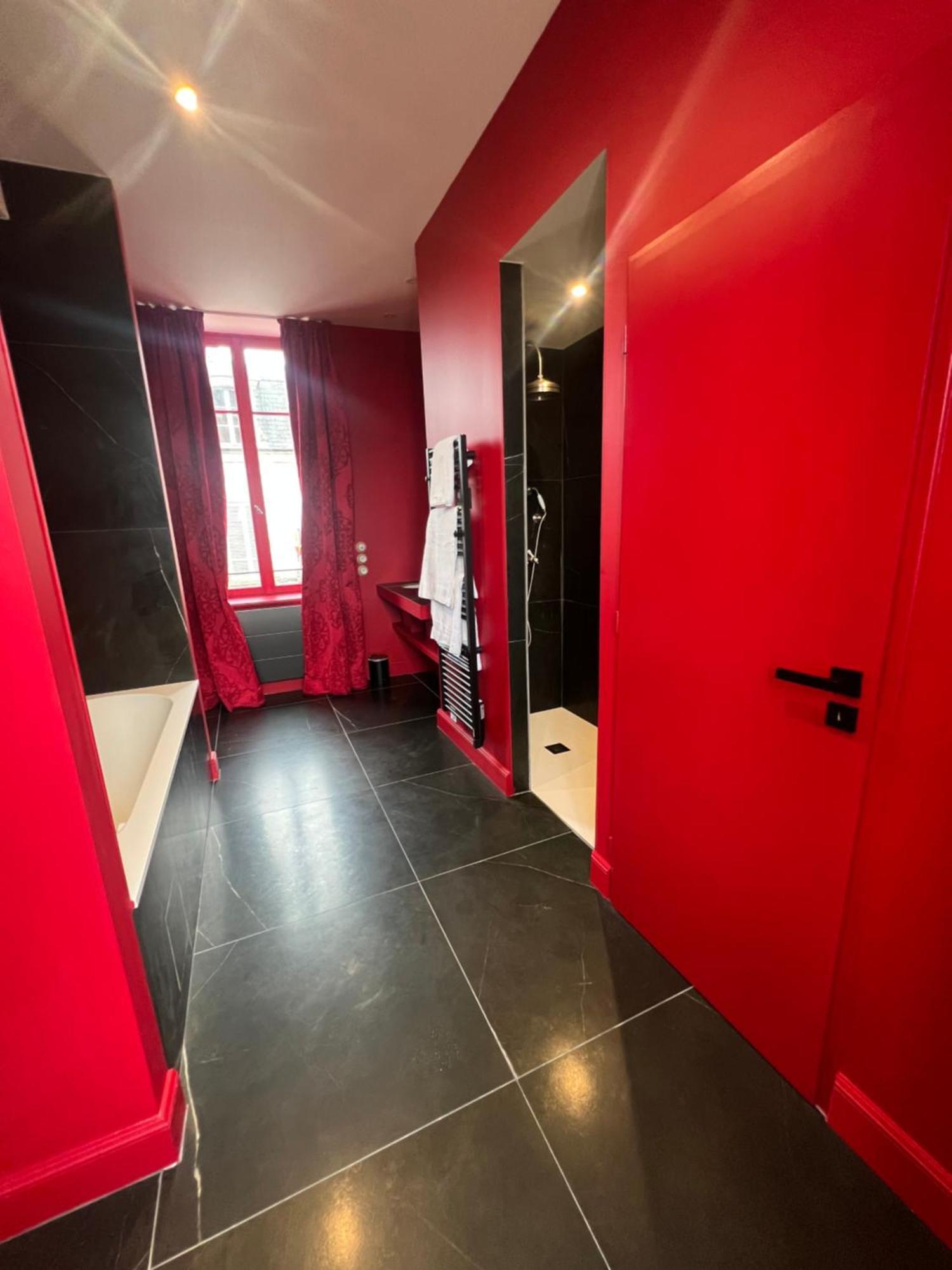 Logis Hotel La Maison A Pan De Bois Vierzon Exteriör bild